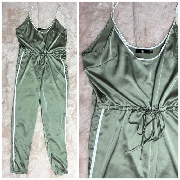 Missguided Pants - Missguided Pastel Green White Satin Sleeveless Track Jumpsuit Size 12 Large